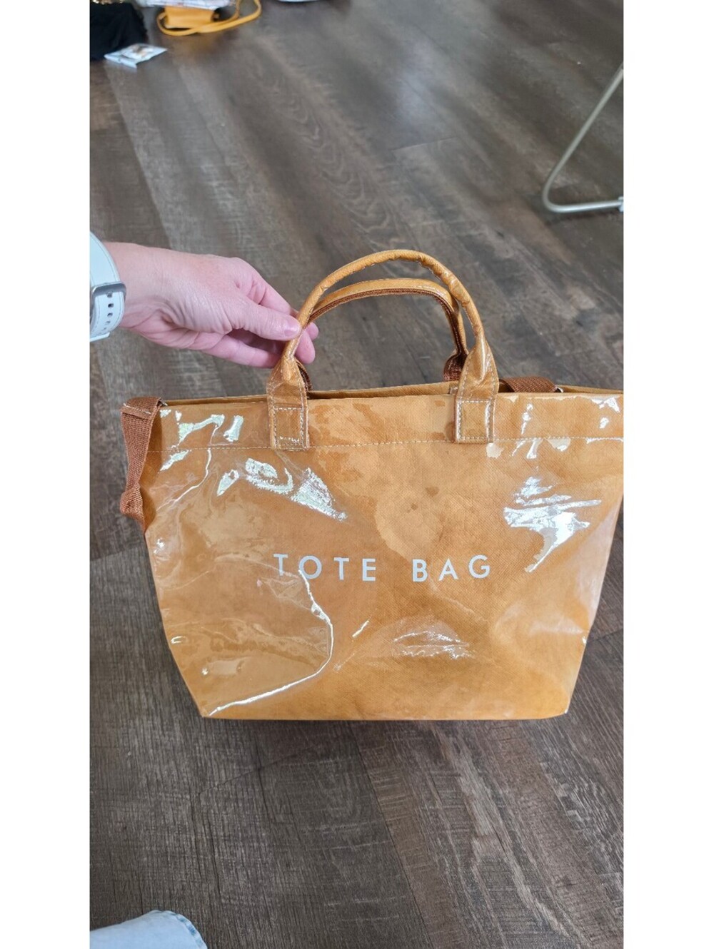 Stylish Large Capacity Glossy Tote Bag with Detachable Strap